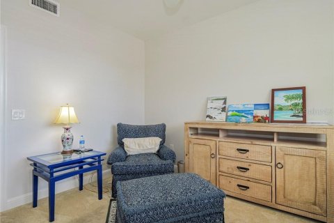 Condo in Vero Beach, Florida, 2 bedrooms  № 1673645 - photo 28