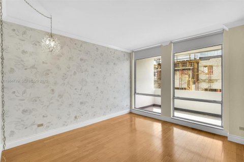 Снять в аренду кондоминиум в Корал-Гейблс, Флорида 1 спальня, 72.46м2, № 2049628 - фото 13