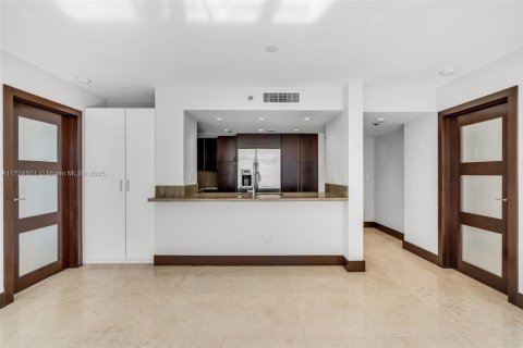 Condominio en venta en Miami, Florida, 2 dormitorios, 95.69 m2 № 1483236 - foto 3
