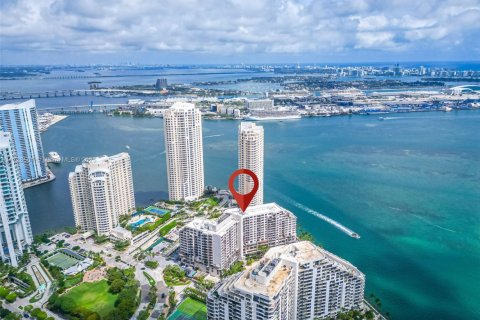 Condominio en venta en Miami, Florida, 2 dormitorios, 95.69 m2 № 1483236 - foto 12
