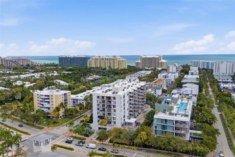 Condominio en venta en Key Biscayne, Florida, 2 dormitorios, 121.79 m2 № 2045253 - foto 18