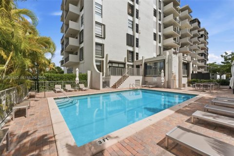 Condominio en venta en Key Biscayne, Florida, 2 dormitorios, 121.79 m2 № 2045253 - foto 20