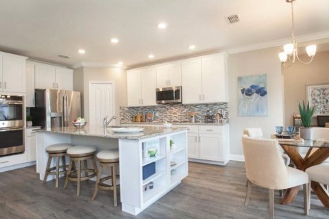 Casa en venta en Edgewater, Florida, 4 dormitorios, 259.85 m2 № 1871211 - foto 4