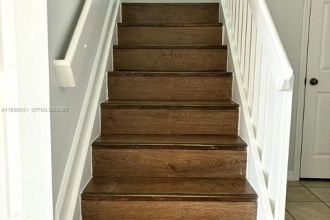 Снять в аренду таунхаус в Майами, Флорида 4 спальни, 154.87м2, № 1994232 - фото 10