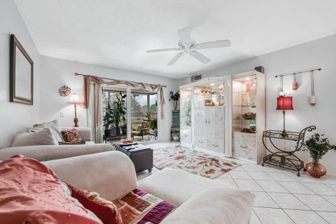 Copropriété à vendre à Royal Palm Beach, Floride: 2 chambres, 101.08 m2 № 2146676 - photo 8