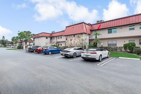 Condo à Royal Palm Beach, Floride, 2 chambres  № 2146676