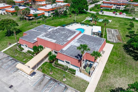 Copropriété à vendre à Royal Palm Beach, Floride: 2 chambres, 101.08 m2 № 2146676 - photo 20