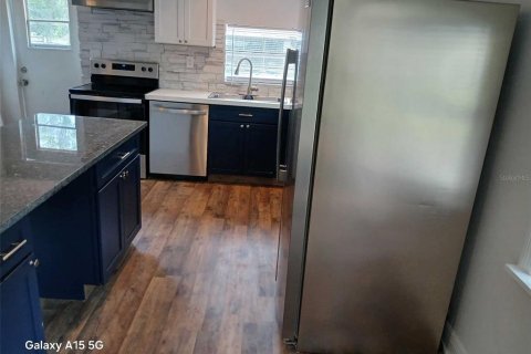 Villa ou maison à vendre à Ocala, Floride: 2 chambres, 83.61 m2 № 1900581 - photo 5