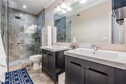 Condo in Tampa, Florida, 2 bedrooms  № 1586238 - photo 16