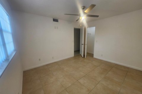 Condo in Boynton Beach, Florida, 2 bedrooms № 2182191 - photo 16