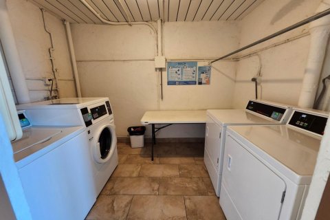 Condo in Boynton Beach, Florida, 2 bedrooms № 2182191 - photo 21