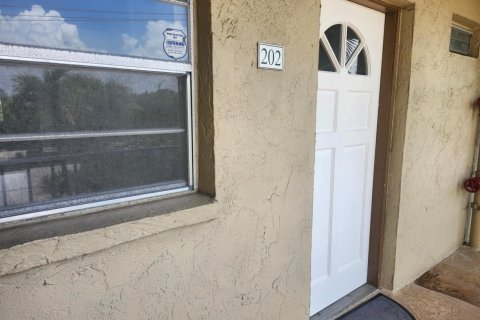 Condo in Boynton Beach, Florida, 2 bedrooms № 2182191 - photo 19