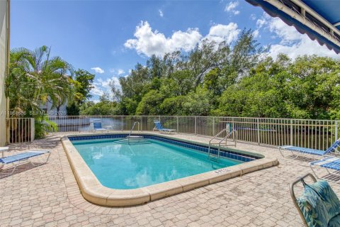 Condominio en venta en Fort Lauderdale, Florida, 2 dormitorios, 83.61 m2 № 2024622 - foto 29