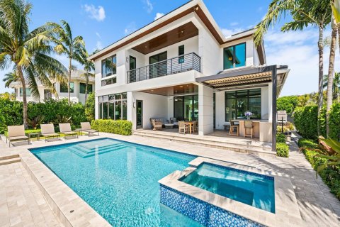 Villa ou maison à Fort Lauderdale, Floride 4 chambres, 431.81 m2 № 2376204