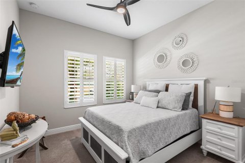 Villa ou maison à louer à New Port Richey, Floride: 5 chambres, 310.94 m2 № 2420436 - photo 19