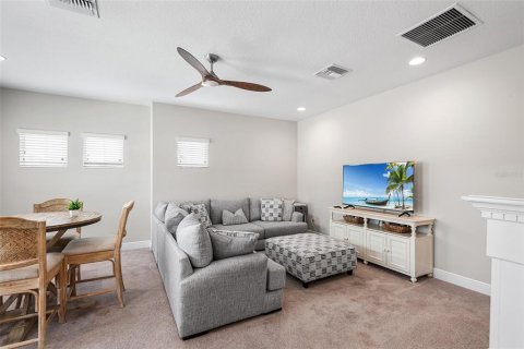 Villa ou maison à louer à New Port Richey, Floride: 5 chambres, 310.94 m2 № 2420436 - photo 23