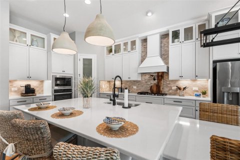 Villa ou maison à louer à New Port Richey, Floride: 5 chambres, 310.94 m2 № 2420436 - photo 6