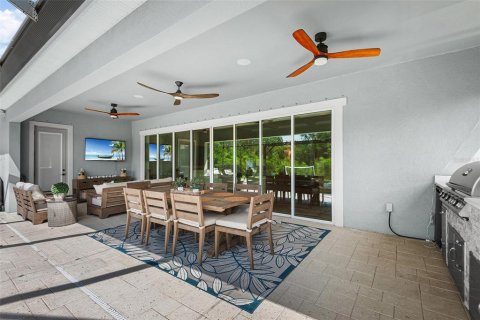 Villa ou maison à louer à New Port Richey, Floride: 5 chambres, 310.94 m2 № 2420436 - photo 27