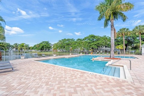 Condo in West Palm Beach, Florida, 2 bedrooms  № 1839622 - photo 30