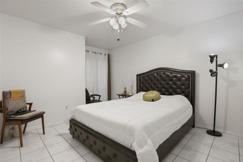 Copropriété à vendre à Orlando, Floride: 2 chambres, 100.33 m2 № 2229635 - photo 9