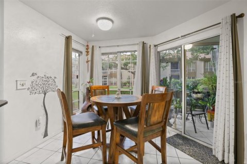 Copropriété à vendre à Orlando, Floride: 2 chambres, 100.33 m2 № 2229635 - photo 5