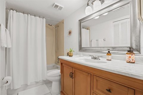 Copropriété à vendre à Orlando, Floride: 2 chambres, 100.33 m2 № 2229635 - photo 13