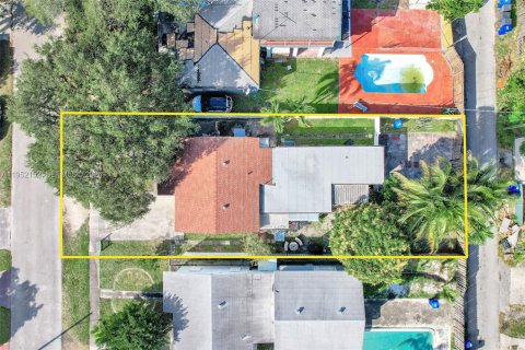 Снять в аренду квартиру в Холливуд, Флорида 3 спальни, 155.15м2, № 2009349 - фото 28