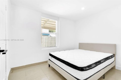 Снять в аренду квартиру в Холливуд, Флорида 3 спальни, 155.15м2, № 2009349 - фото 18
