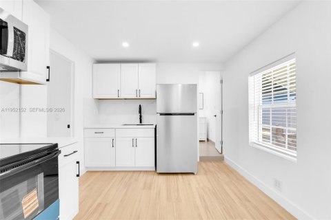 Снять в аренду квартиру в Холливуд, Флорида 3 спальни, 155.15м2, № 2009349 - фото 7