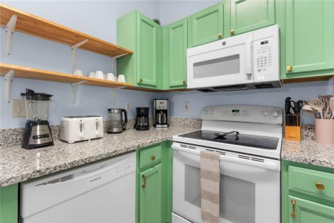 Touwnhouse à vendre à Kissimmee, Floride: 4 chambres, 152.82 m2 № 2207822 - photo 16