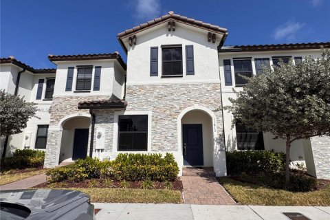 House in Homestead, Florida 3 bedrooms, 143.53 sq.m. № 2038520