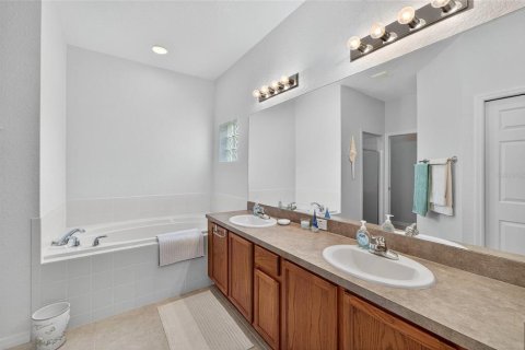 Villa ou maison à vendre à Polk City, Floride: 3 chambres, 185.15 m2 № 2150452 - photo 25