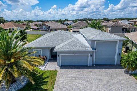 Villa ou maison à Polk City, Floride 3 chambres, 185.15 m2 № 2150452