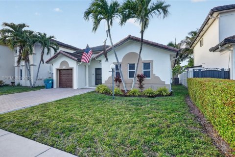 Купить виллу или дом в Майами, Флорида 3 спальни, 154.96м2, № 2068897 - фото 4