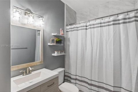 Купить виллу или дом в Майами, Флорида 3 спальни, 154.96м2, № 2068897 - фото 28