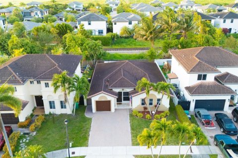 Купить виллу или дом в Майами, Флорида 3 спальни, 154.96м2, № 2068897 - фото 6