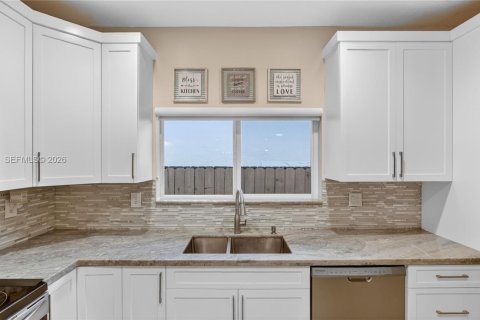 Купить виллу или дом в Майами, Флорида 3 спальни, 154.96м2, № 2068897 - фото 16