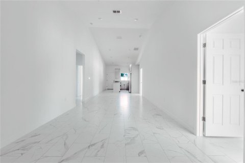 Casa en venta en Haines City, Florida, 4 dormitorios, 139.45 m2 № 1882728 - foto 7