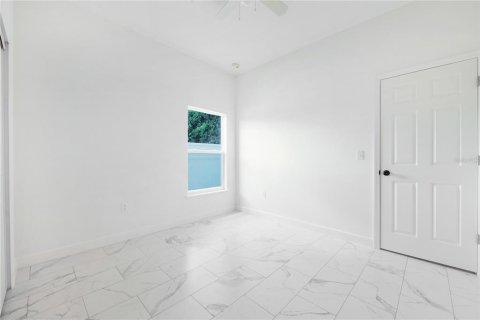 Casa en venta en Haines City, Florida, 4 dormitorios, 139.45 m2 № 1882728 - foto 21