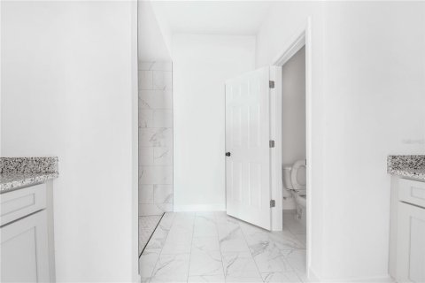 Casa en venta en Haines City, Florida, 4 dormitorios, 139.45 m2 № 1882728 - foto 15