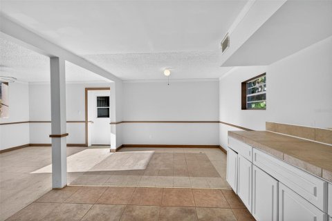 Villa ou maison à vendre à Holiday, Floride: 5 chambres, 178.37 m2 № 2117385 - photo 26