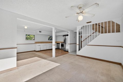 Villa ou maison à vendre à Holiday, Floride: 5 chambres, 178.37 m2 № 2117385 - photo 14