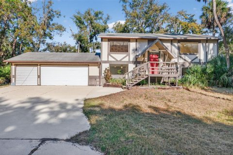 Casa en Holiday, Florida 5 dormitorios, 178.37 m2 № 2117385