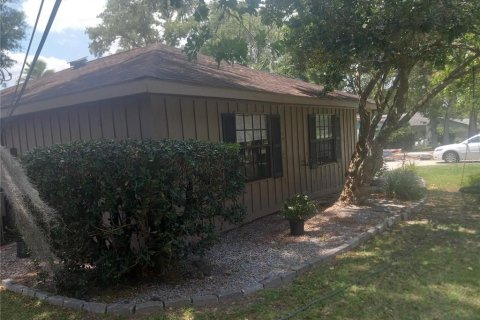 House in Ocala, Florida 4 bedrooms, 229 sq.m. № 1508742 - photo 4