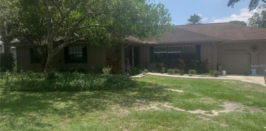 House in Ocala, Florida 4 bedrooms, 229 sq.m. № 1508742