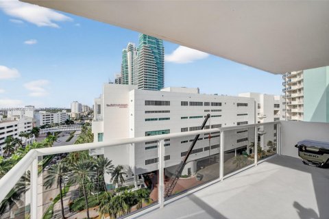 Condominio en venta en Hollywood, Florida, 2 dormitorios, 135.54 m2 № 1945631 - foto 17
