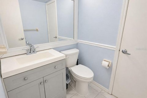 Copropriété à louer à Saint Petersburg, Floride: 2 chambres, 67.82 m2 № 2227294 - photo 8