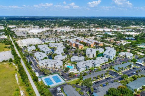 Copropriété à louer à Saint Petersburg, Floride: 2 chambres, 67.82 m2 № 2227294 - photo 2