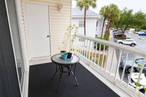 Copropriété à louer à Saint Petersburg, Floride: 2 chambres, 67.82 m2 № 2227294 - photo 12