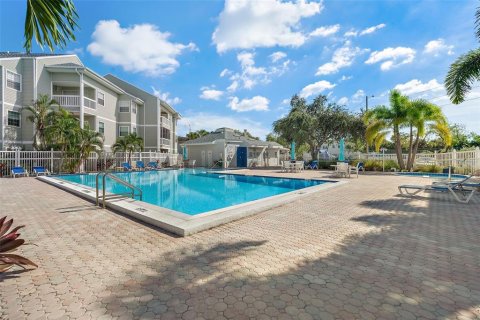 Copropriété à louer à Saint Petersburg, Floride: 2 chambres, 67.82 m2 № 2227294 - photo 14